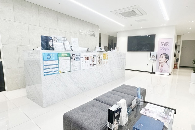 Interior environment of the ThreeWishes Dermatology clinic in Myeongdong